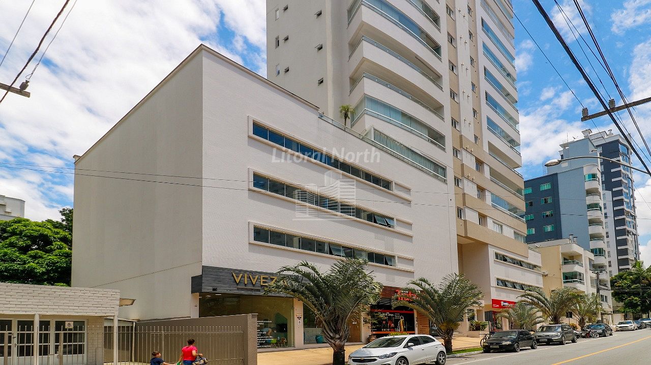 Apartamento de 3 quartos, 235m² no bairro Pioneiros, em Balneário Camboriú | Eu Corretor