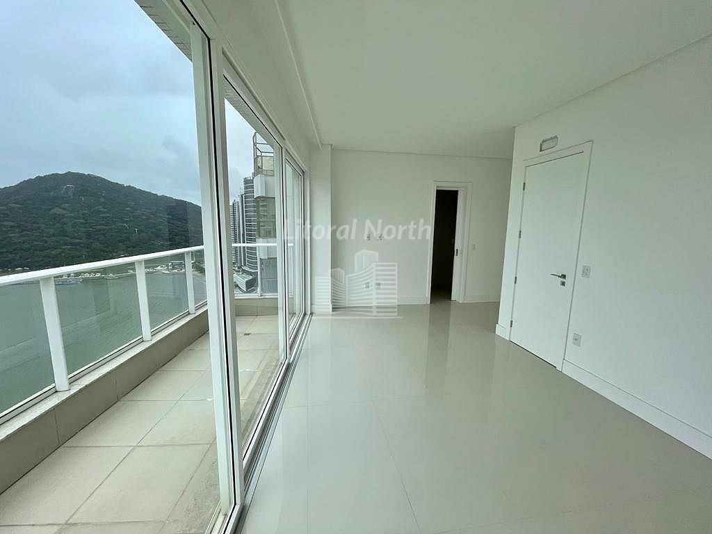 Cobertura de 7 quartos, 410m² no bairro Barra Sul, em Balneário Camboriú | Eu Corretor