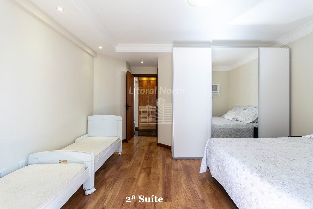 Apartamento de 5 quartos, 340m² no bairro Barra Sul, em Balneário Camboriú | Eu Corretor