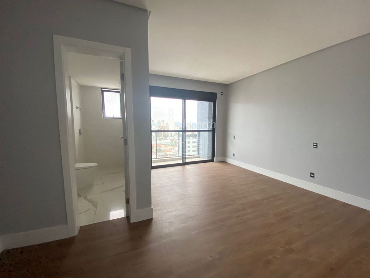 Apartamento de 4 quartos, 322m² no bairro Fazenda, em Itajaí | Eu Corretor