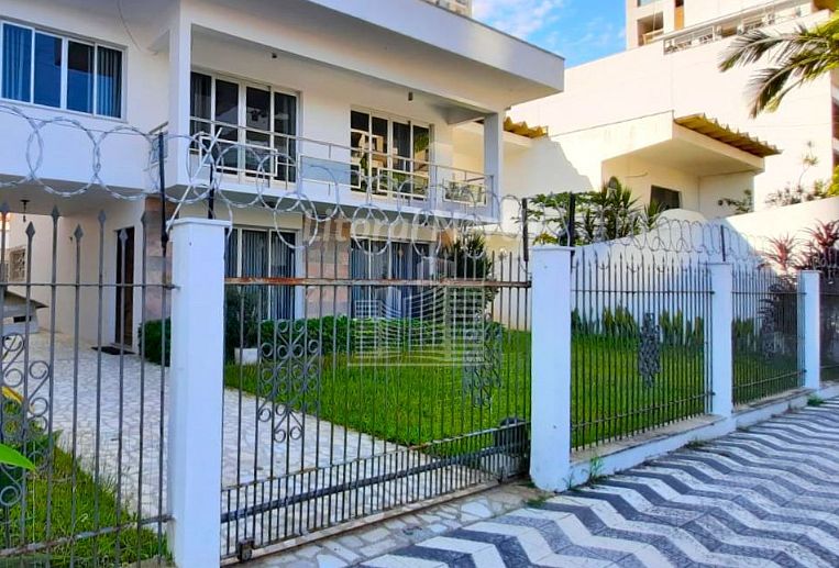 Casa de 4 quartos, 260m² no bairro Fazenda, em Itajaí | Eu Corretor