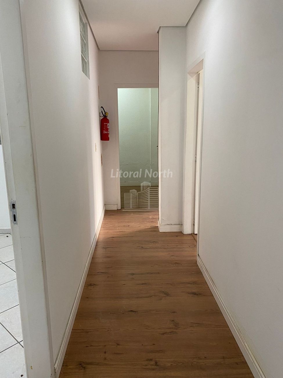 Sala Comercial de 80m² no bairro Centro, em Balneário Camboriú | Eu Corretor