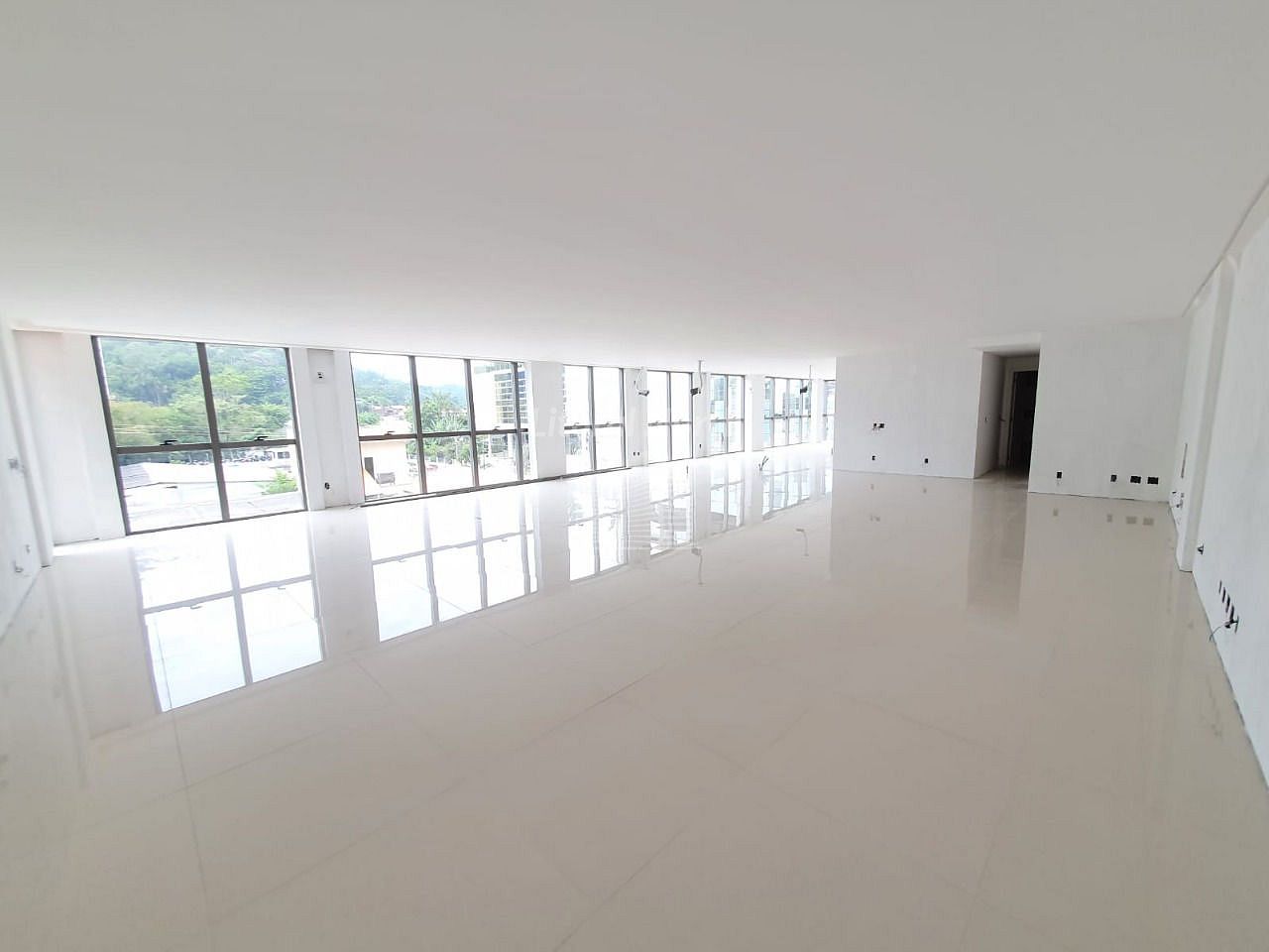 Sala Comercial de no bairro Fazenda, em Itajaí | Eu Corretor