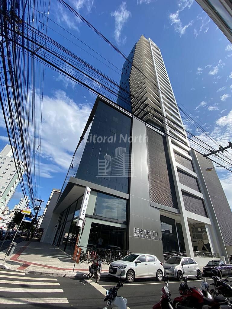 Sala Comercial de 41m² no bairro Centro, em Balneário Camboriú | Eu Corretor