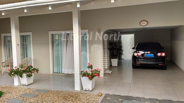 Casa de 3 quartos, 339m² no bairro Fazenda, em Itajaí | Eu Corretor