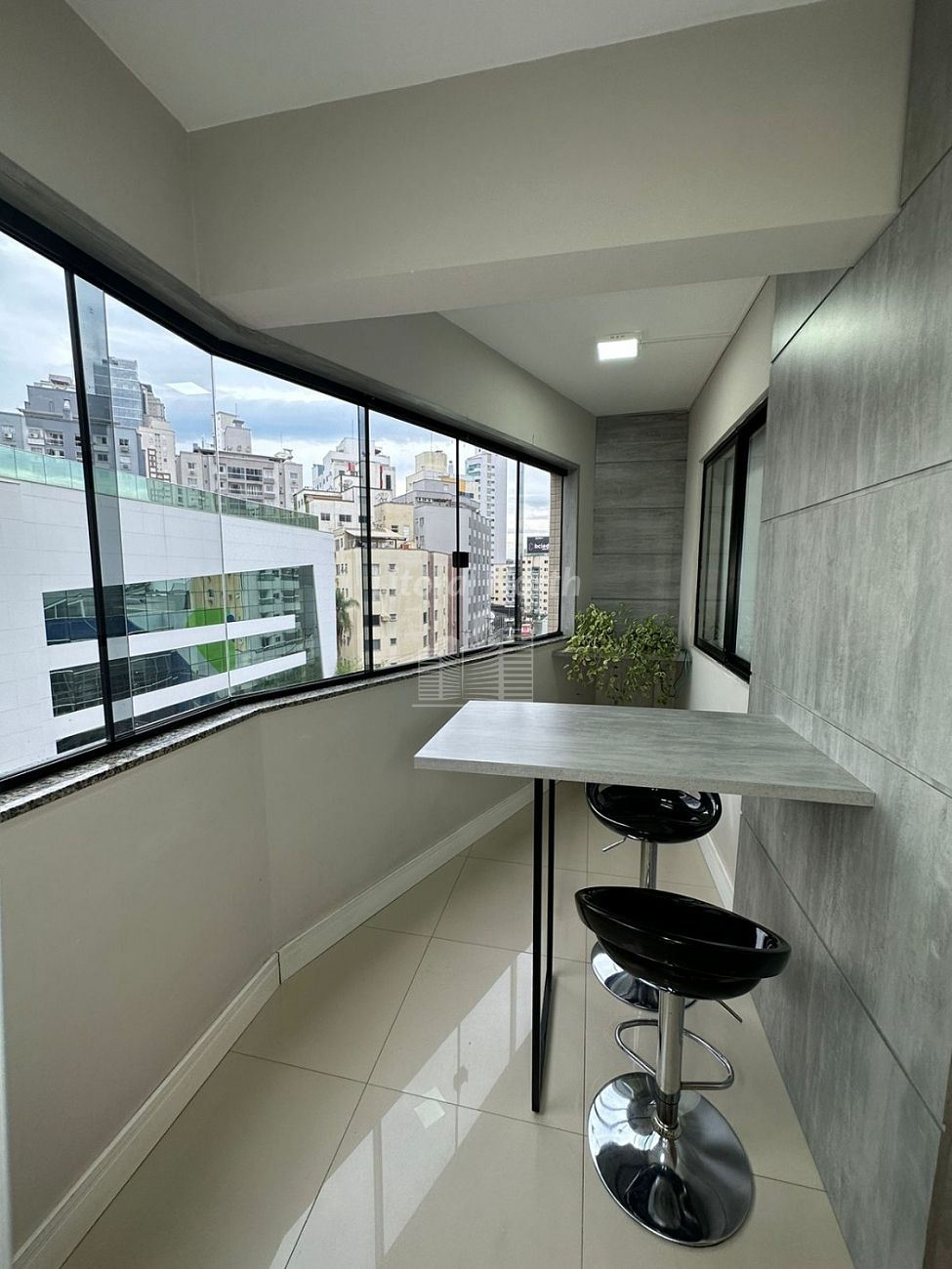 Apartamento de 3 quartos, 100m² no bairro Centro, em Balneário Camboriú | Eu Corretor