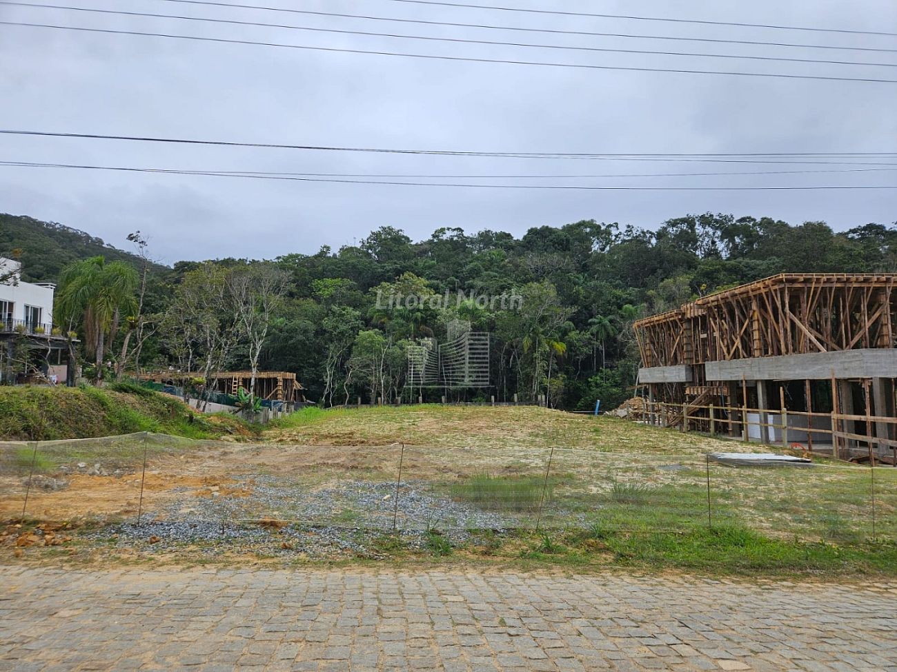 Lote/Terreno de 1005m² no bairro Ariribá, em Balneário Camboriú | Eu Corretor