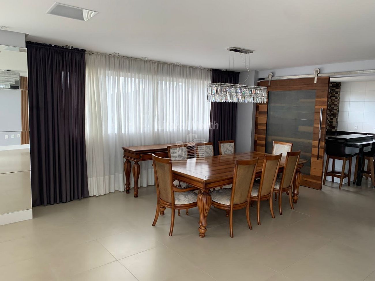 Apartamento de 3 quartos, 240m² no bairro Fazenda, em Itajaí | Eu Corretor