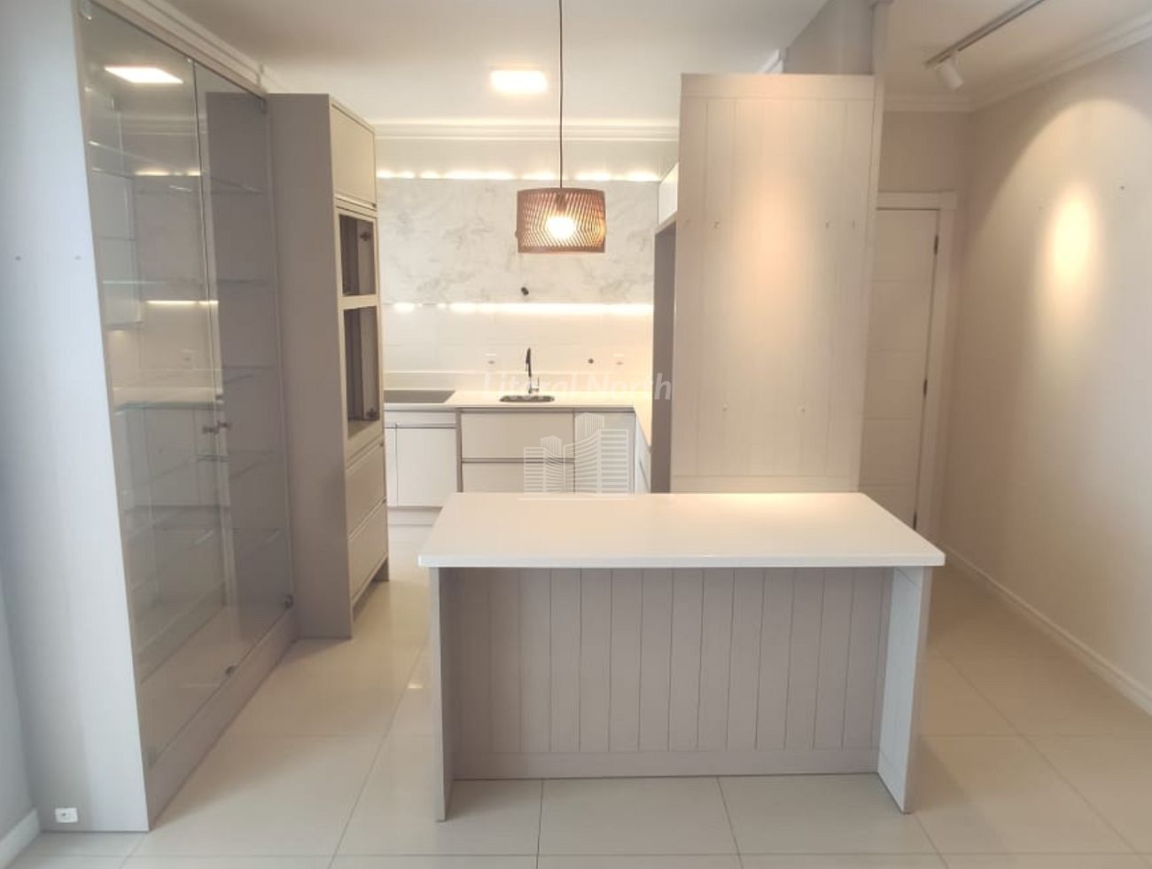 Apartamento de 2 quartos, 102m² no bairro Centro, em Balneário Camboriú | Eu Corretor