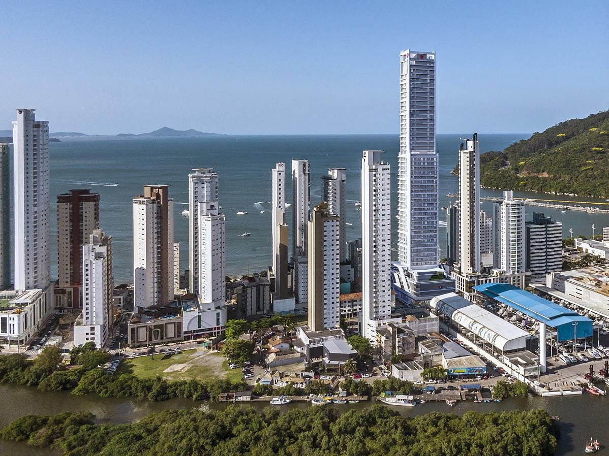 Apartamento de 4 quartos, 226m² no bairro Barra Sul, em Balneário Camboriú | Eu Corretor