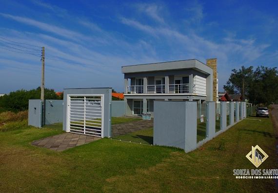 CASA RESIDENCIAL em Arroio do Sal - RS, BALNEÁRIO PRAIA AZUL